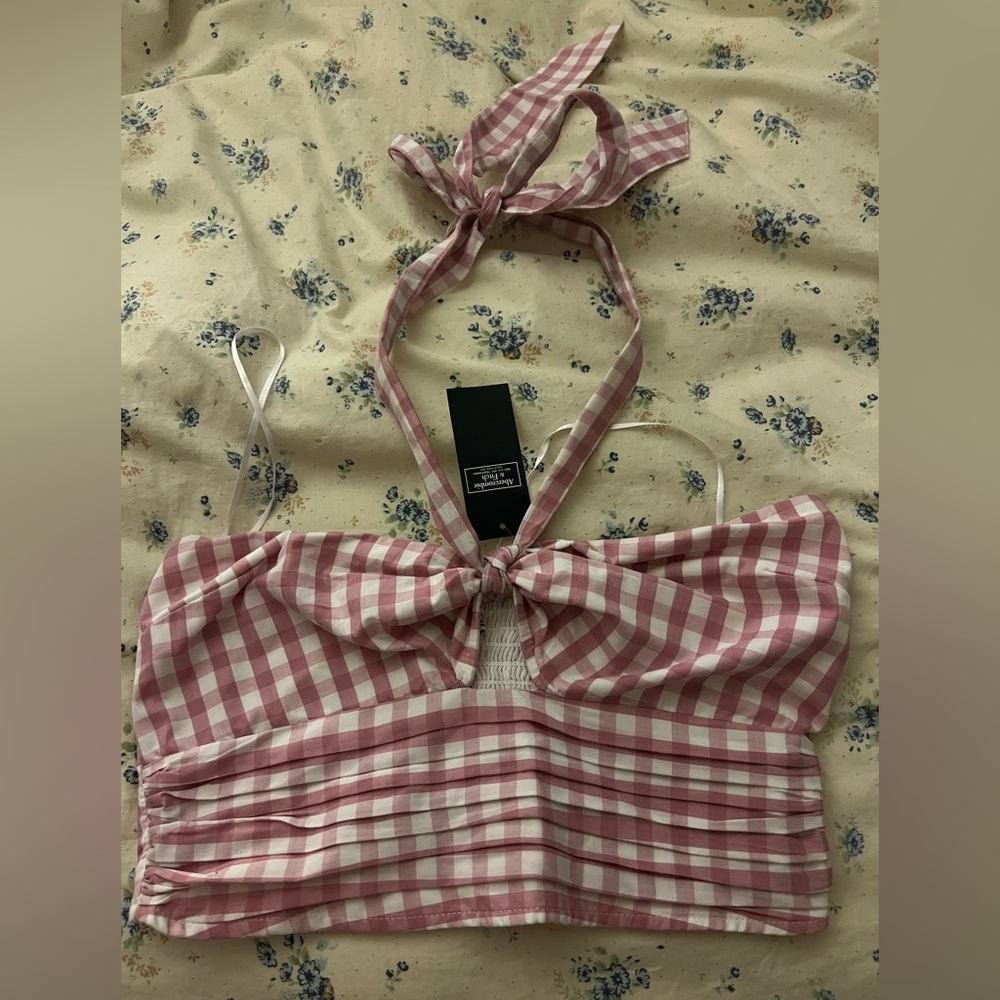 Abercrombie halter top NWT